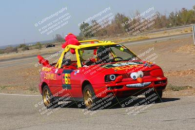 media/Oct-01-2022-24 Hours of Lemons (Sat) [[0fb1f7cfb1]]/10am (Front Straight)/